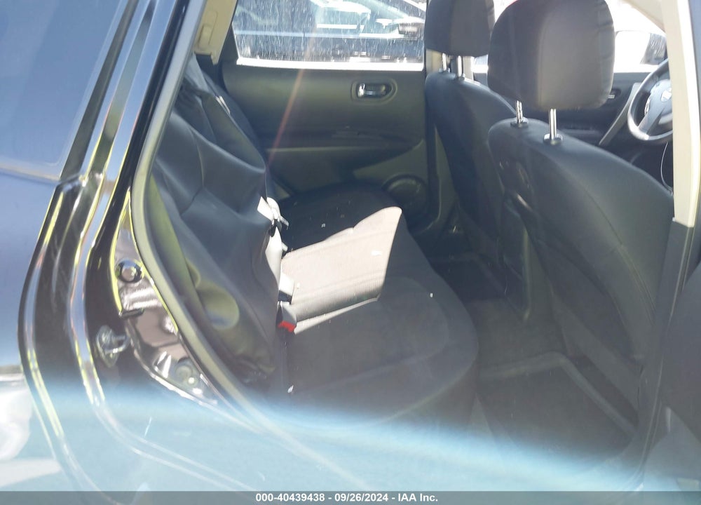2015 NISSAN ROGUE SELECT S VIN: JN8AS5MV2FW766579