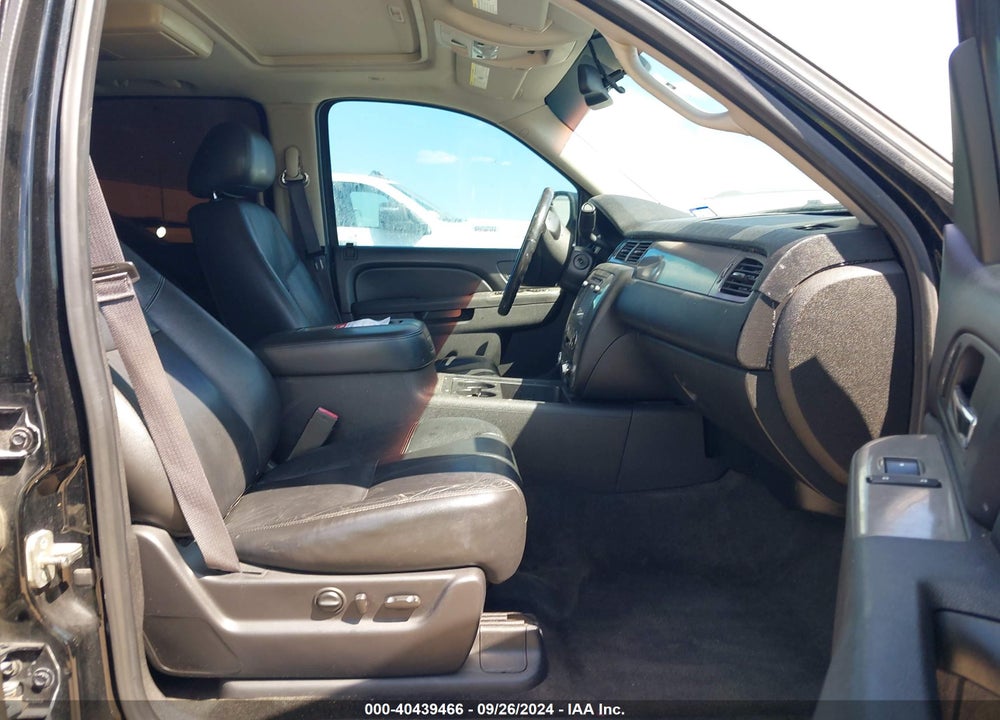 2013 CHEVROLET TAHOE LT VIN: 1GNSKBE07DR358390