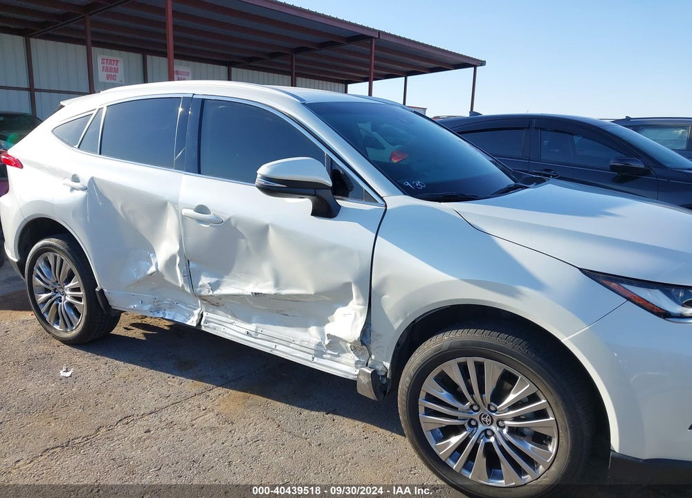 2022 TOYOTA VENZA XLE VIN: JTEAAAAH5NJ099469
