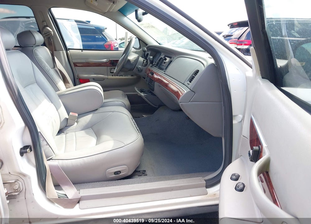 2002 MERCURY GRAND MARQUIS LS VIN: 2MEFM75W92X611359