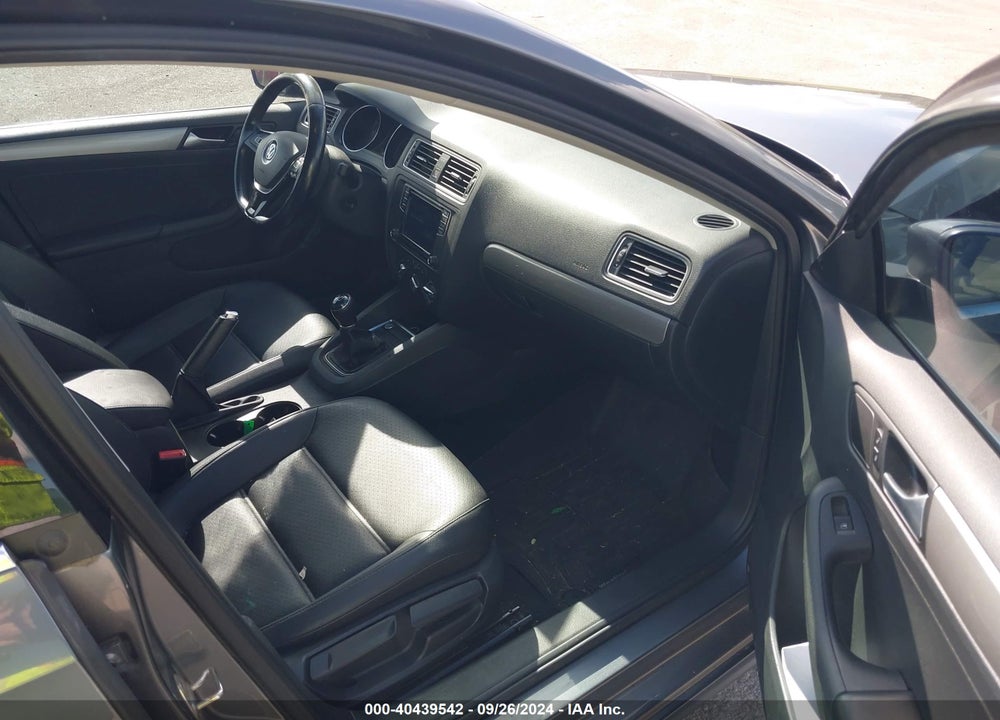 2017 VOLKSWAGEN JETTA VIN: 3VWB67AJ8HM299072