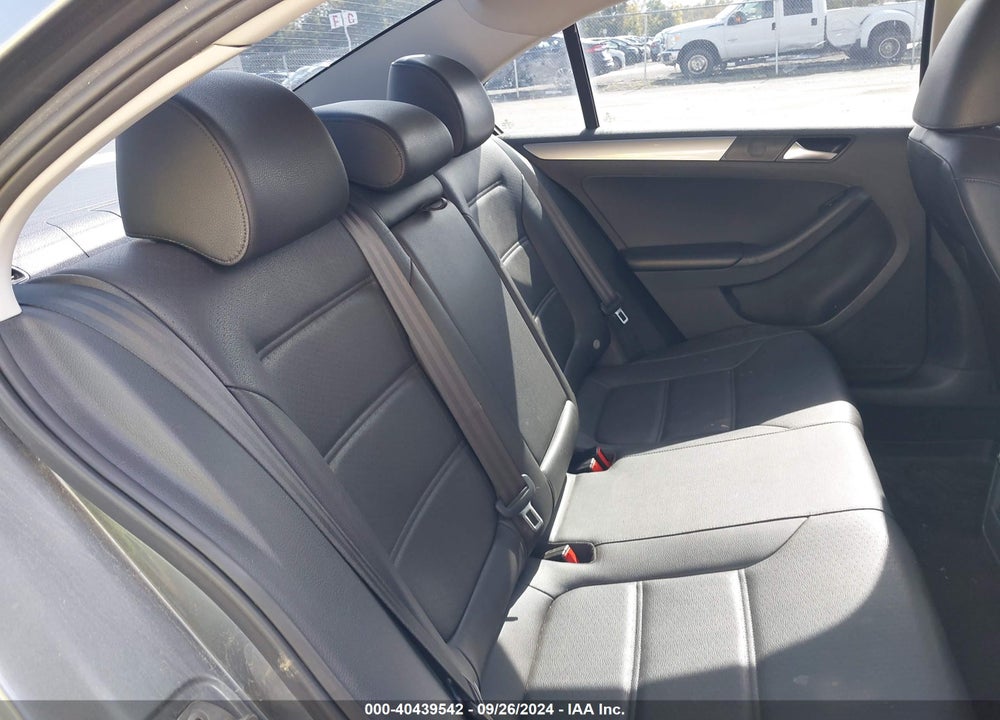 2017 VOLKSWAGEN JETTA VIN: 3VWB67AJ8HM299072