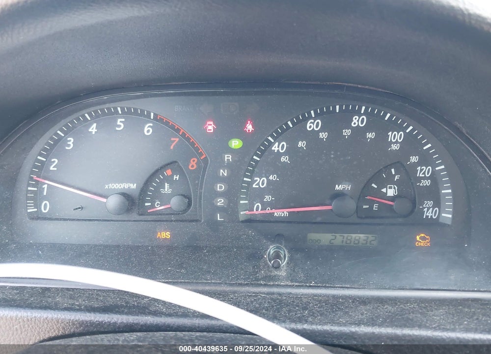2002 TOYOTA CAMRY LE V6 VIN: 4T1BF32KX2U539255