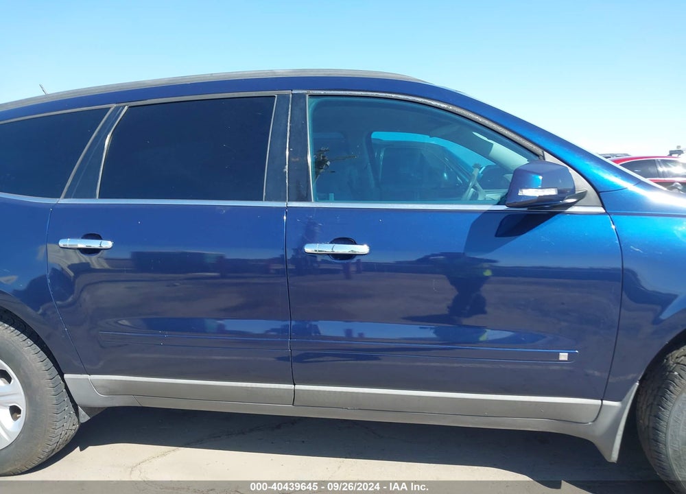 2010 CHEVROLET TRAVERSE LT VIN: 1GNLRFED7AS145552