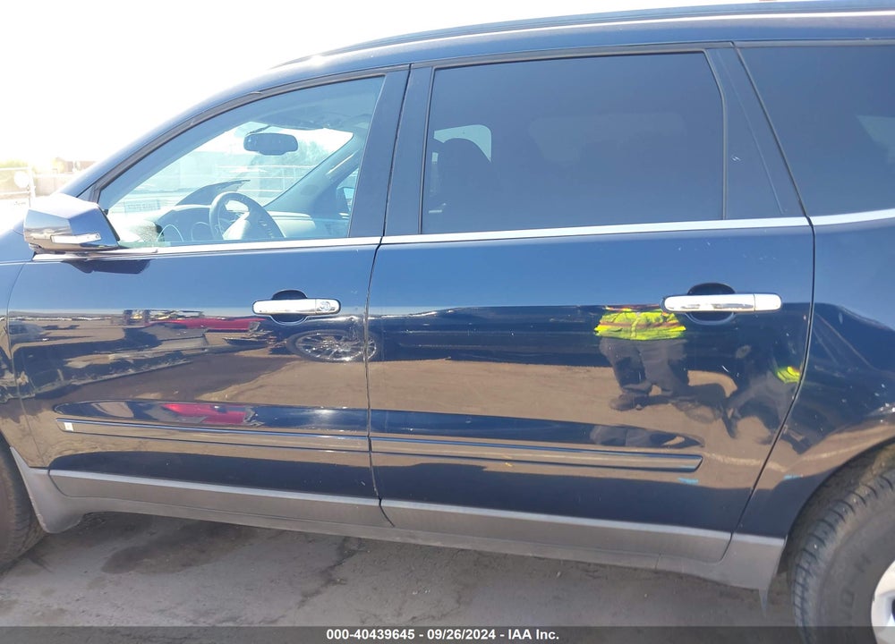 2010 CHEVROLET TRAVERSE LT VIN: 1GNLRFED7AS145552