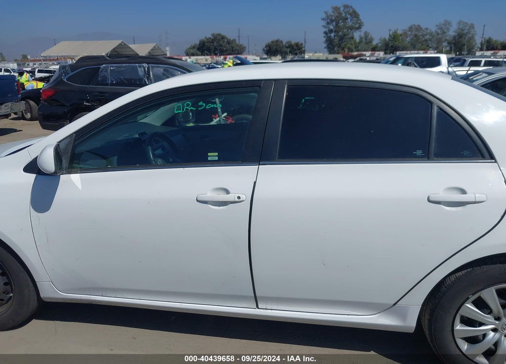 2013 TOYOTA COROLLA LE VIN: 5YFBU4EE1DP096998