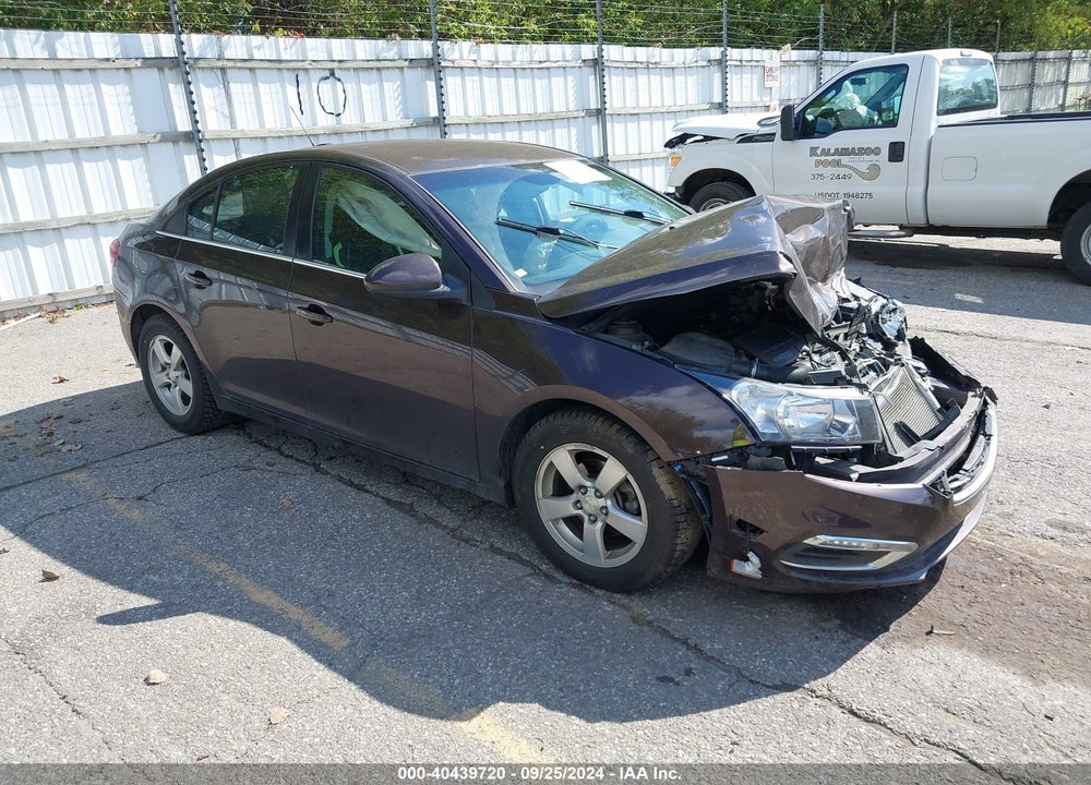 2015 CHEVROLET CRUZE 1LT AUTO VIN: 1G1PC5SB0F7126188
