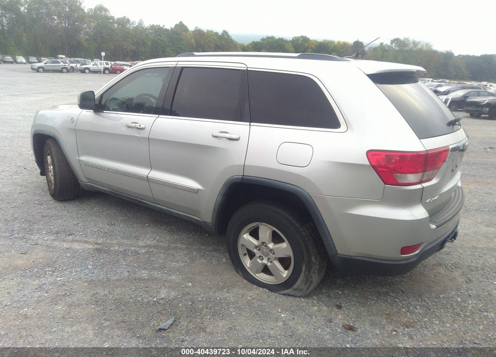 2011 JEEP GRAND CHEROKEE LAREDO VIN: 1J4RR4GG6BC552640