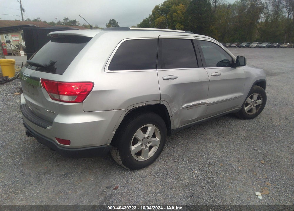 2011 JEEP GRAND CHEROKEE LAREDO VIN: 1J4RR4GG6BC552640