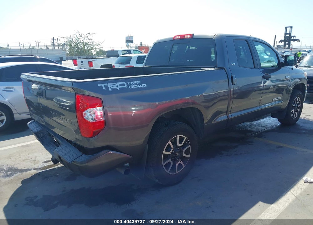 2017 TOYOTA TUNDRA SR5 5.7L V8 VIN: 5TFRY5F16HX221179