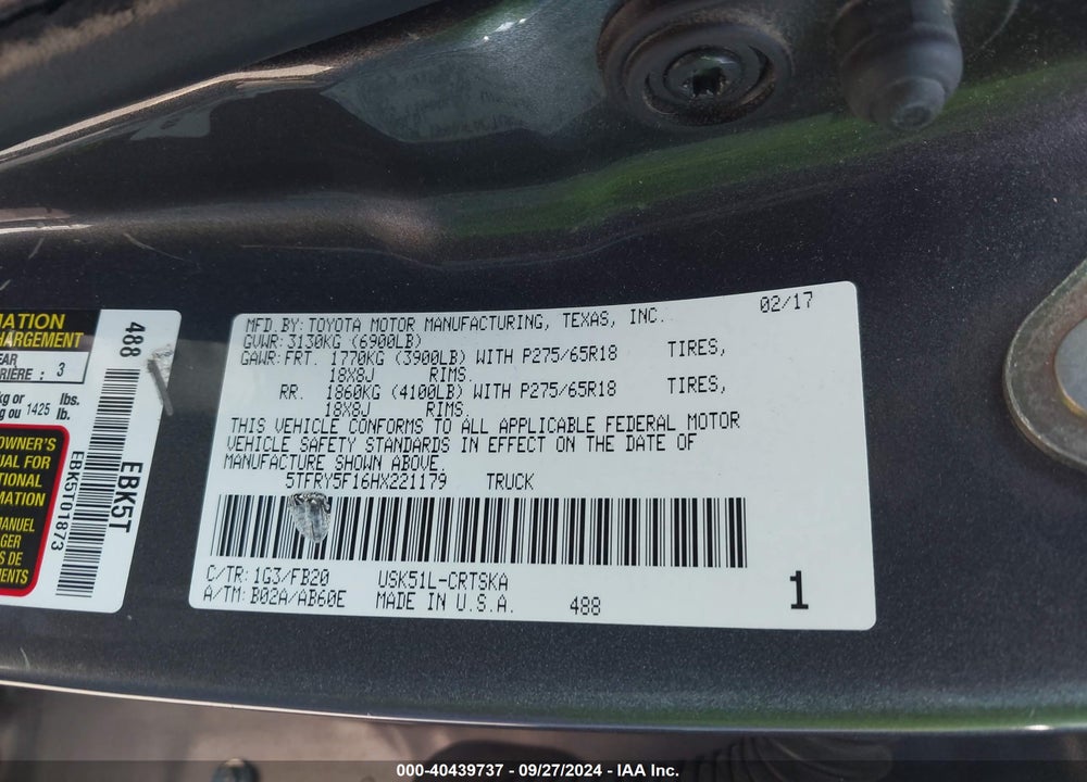 2017 TOYOTA TUNDRA SR5 5.7L V8 VIN: 5TFRY5F16HX221179
