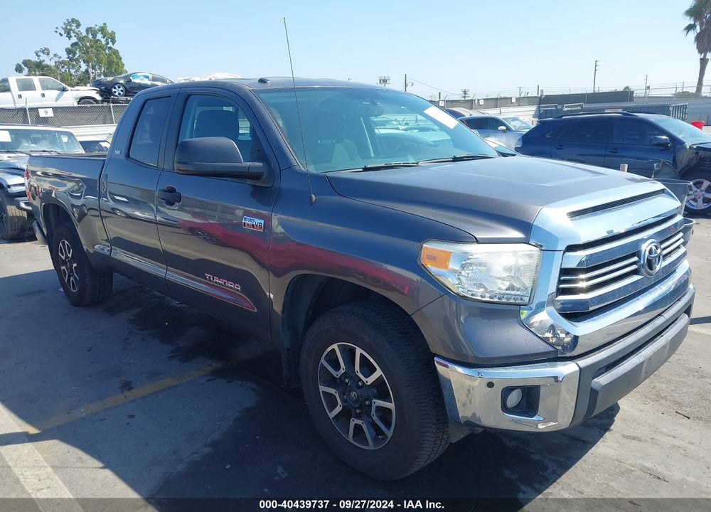 2017 TOYOTA TUNDRA SR5 5.7L V8 VIN: 5TFRY5F16HX221179