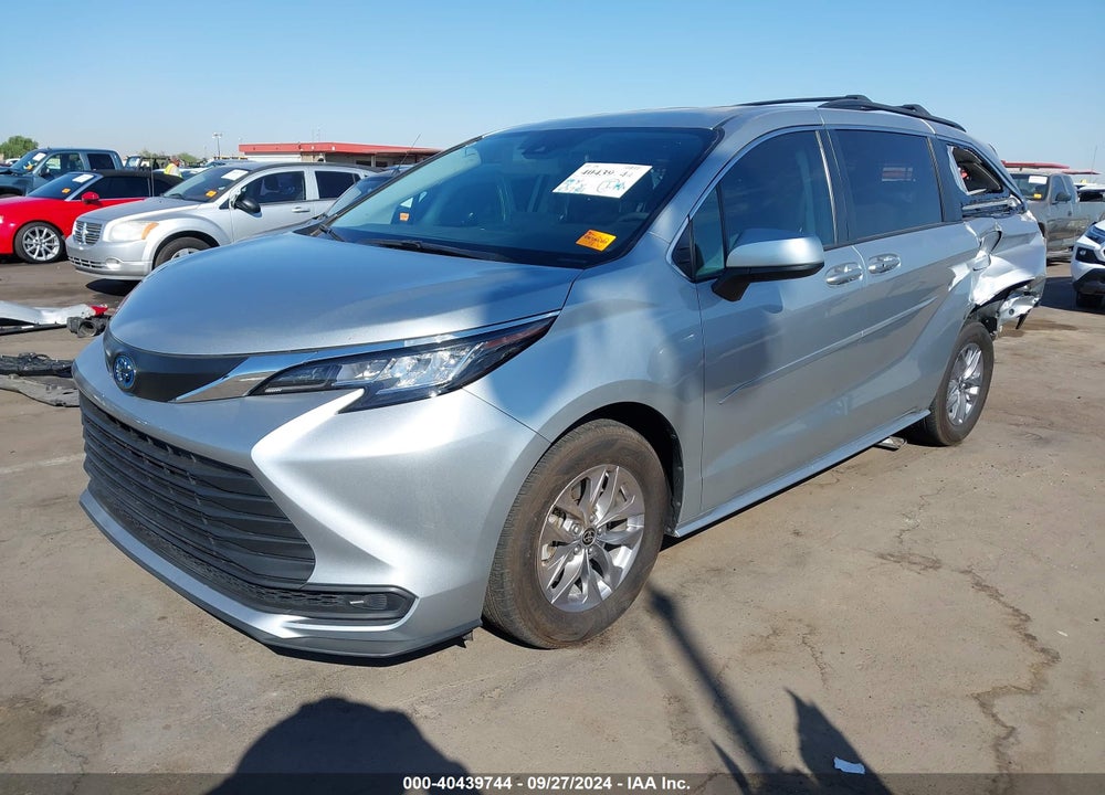 2022 TOYOTA SIENNA LE VIN: 5TDKRKEC6NS103246
