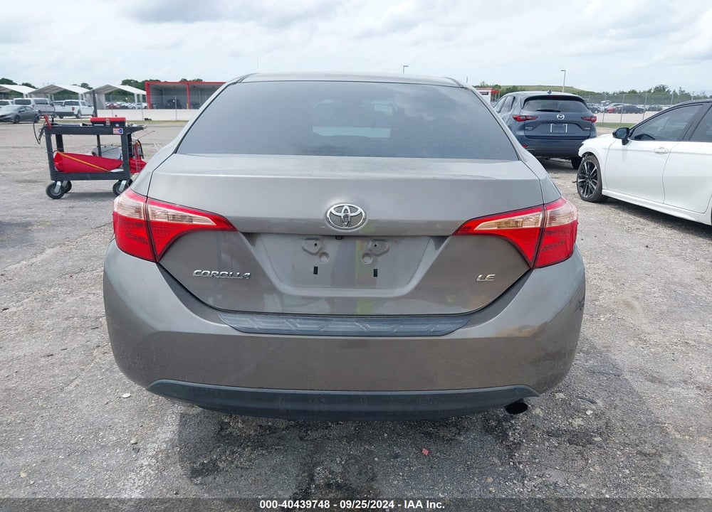 2017 TOYOTA COROLLA LE VIN: 5YFBURHE1HP681613