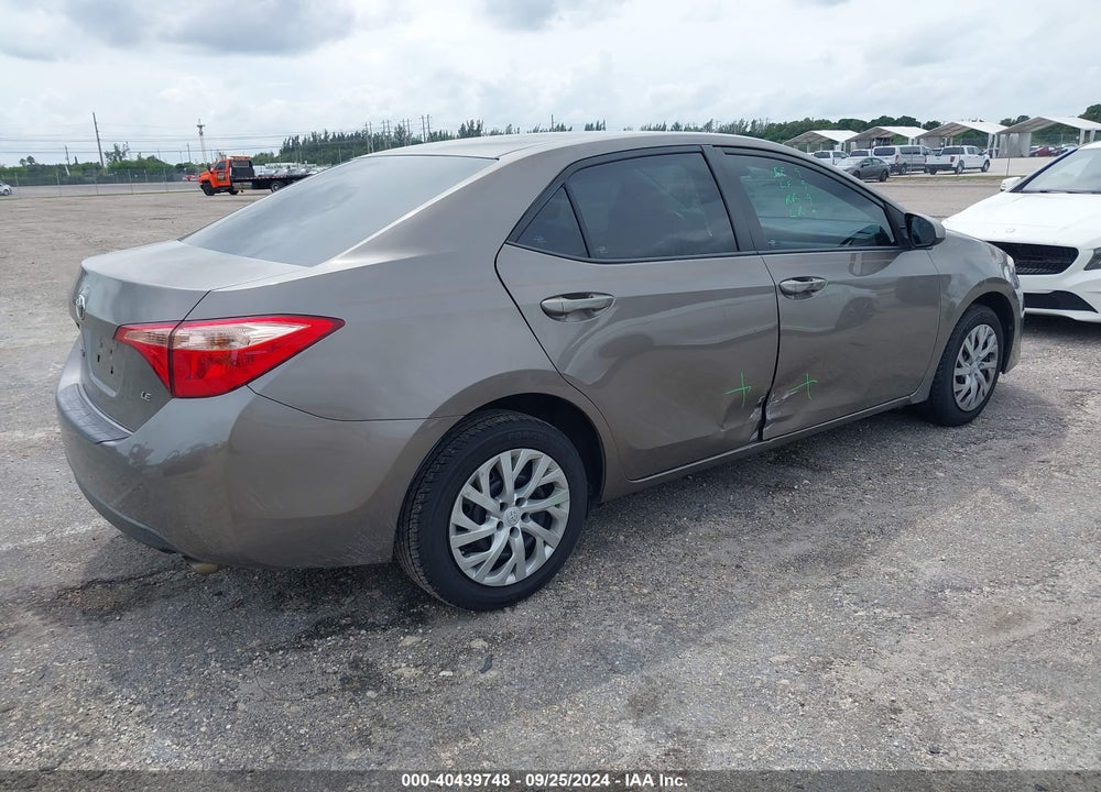 2017 TOYOTA COROLLA LE VIN: 5YFBURHE1HP681613