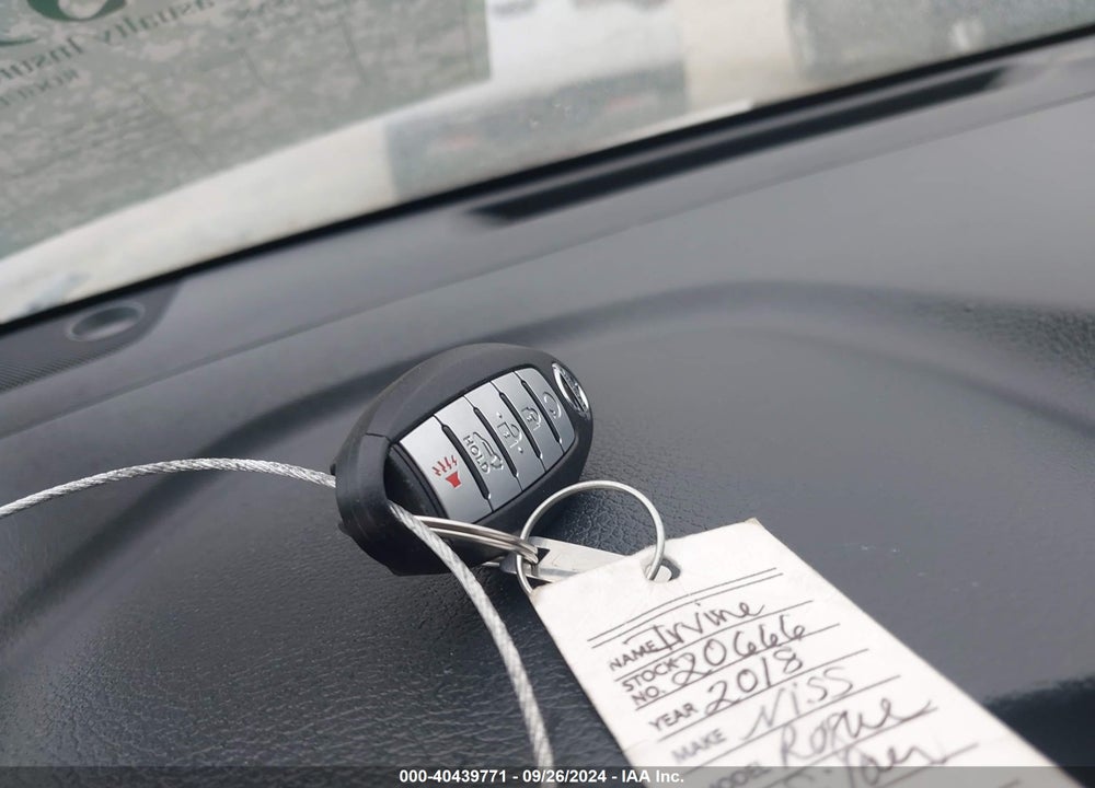 2018 NISSAN ROGUE SV VIN: KNMAT2MV3JP554834