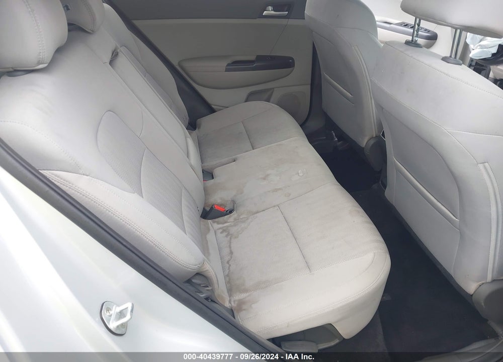 2019 KIA SPORTAGE LX VIN: KNDPMCAC1K7537998