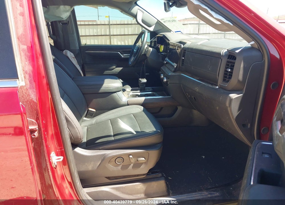 2024 GMC SIERRA 1500 4WD SHORT BOX SLT VIN: 3GTUUDED5RG153622