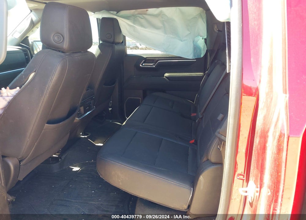 2024 GMC SIERRA 1500 4WD SHORT BOX SLT VIN: 3GTUUDED5RG153622