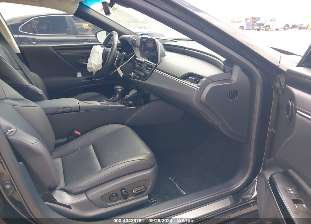 2022 LEXUS ES 300H VIN: 58ADA1C17NU017875