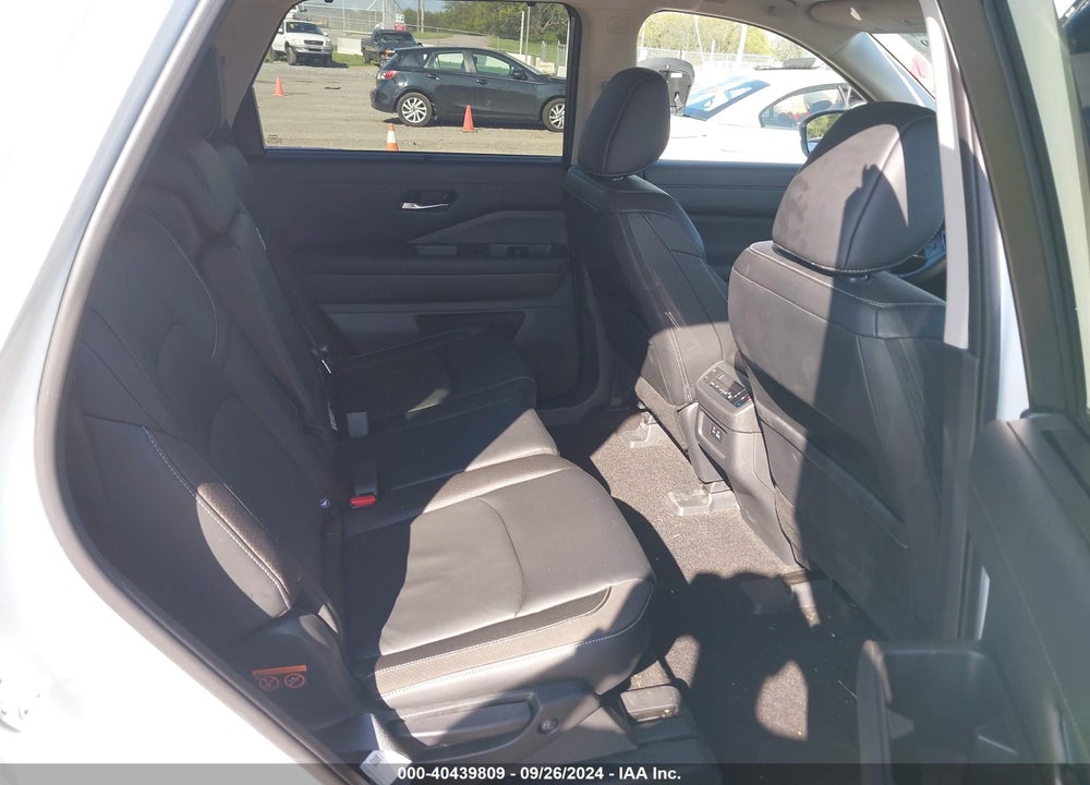 2023 NISSAN PATHFINDER SL 4WD VIN: 5N1DR3CC8PC245051