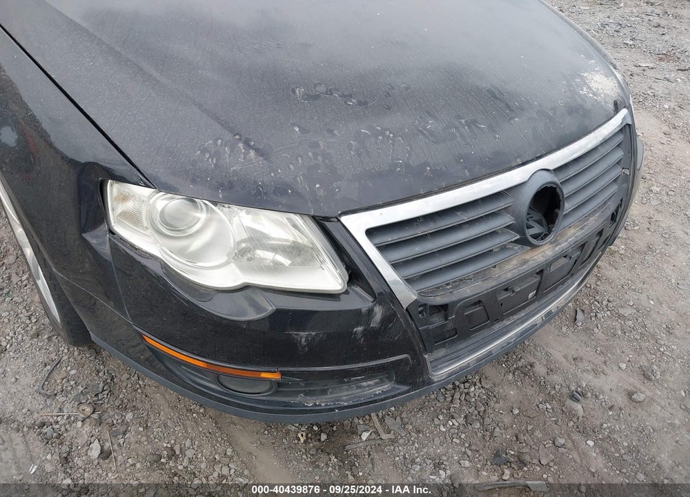 2010 VOLKSWAGEN PASSAT KOMFORT VIN: WVWJK7AN6AE169414