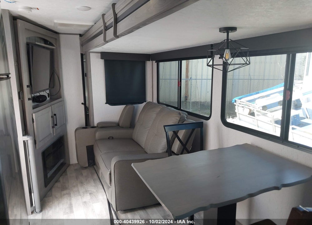 2022 DUTCHMEN RV KODIAK ULTIMATE M-29 VIN: 4YDTKDN2XNJ973779