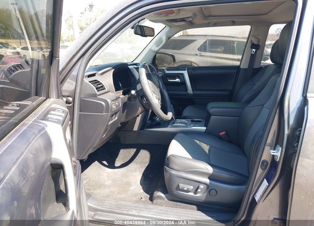 2019 TOYOTA 4RUNNER SR5 PREMIUM VIN: JTEBU5JR2K5735443