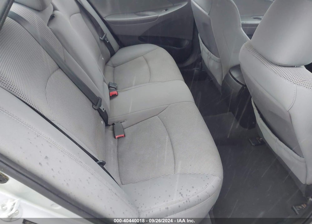 2013 HYUNDAI SONATA GLS VIN: 5NPEB4AC2DH723017