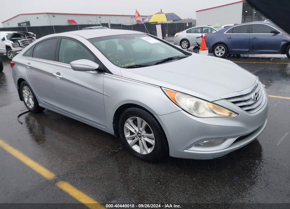 2013 HYUNDAI SONATA GLS VIN: 5NPEB4AC2DH723017