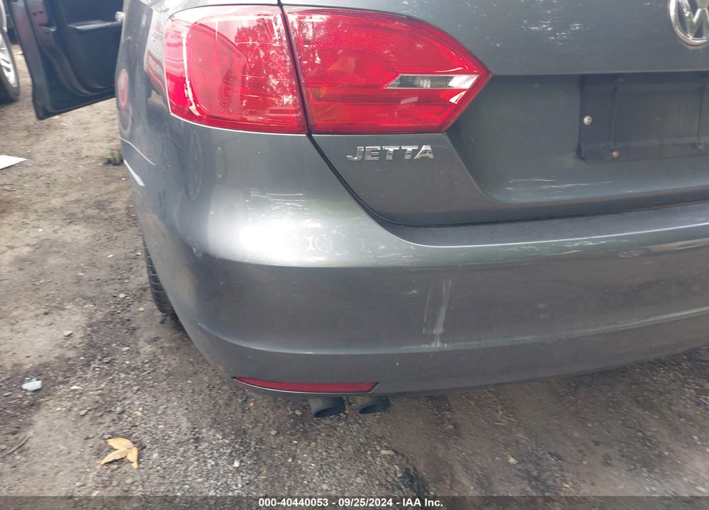 2014 VOLKSWAGEN JETTA 1.8T SE VIN: 3VWD17AJ3EM247433