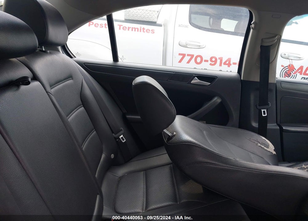 2014 VOLKSWAGEN JETTA 1.8T SE VIN: 3VWD17AJ3EM247433