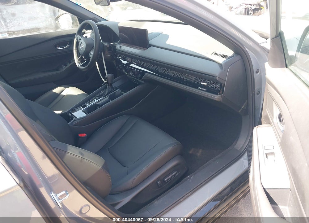 2024 HONDA ACCORD HYBRID SPORT-L VIN: 1HGCY2F71RA068015