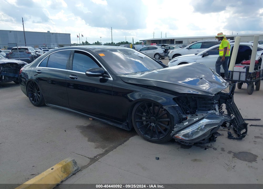 2014 MERCEDES-BENZ S 550 VIN: WDDUG8CB8EA023011