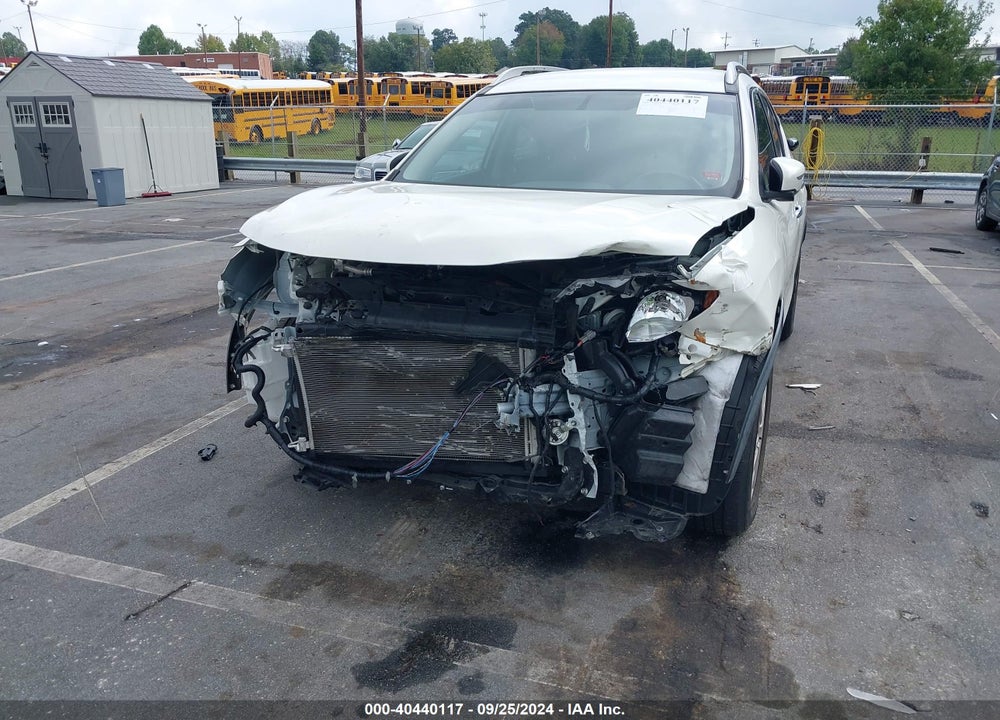2018 NISSAN ROGUE SV VIN: JN8AT2MT1JW469080