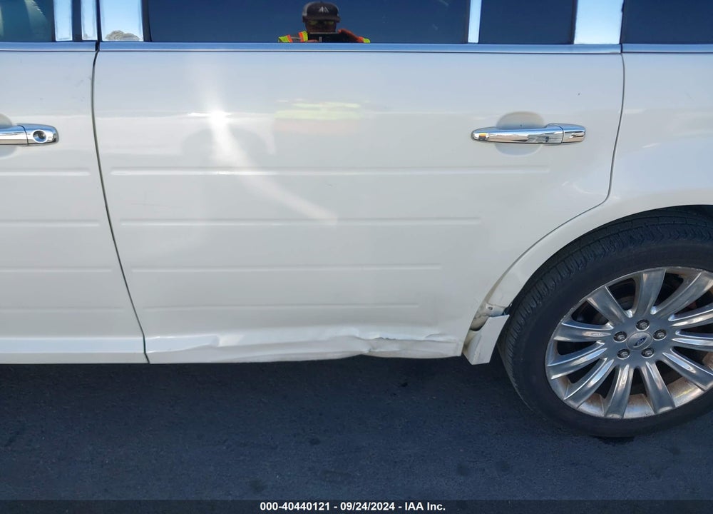 2011 FORD FLEX LIMITED VIN: 2FMHK6DTXBBD00193