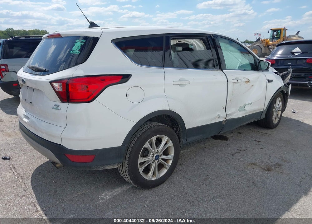 2019 FORD ESCAPE SE VIN: 1FMCU0GD2KUA07100