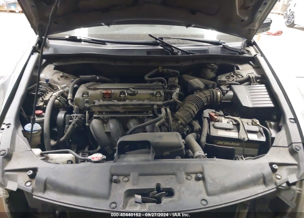 2010 HONDA ACCORD 2.4 LX-P VIN: 1HGCP2F48AA096195