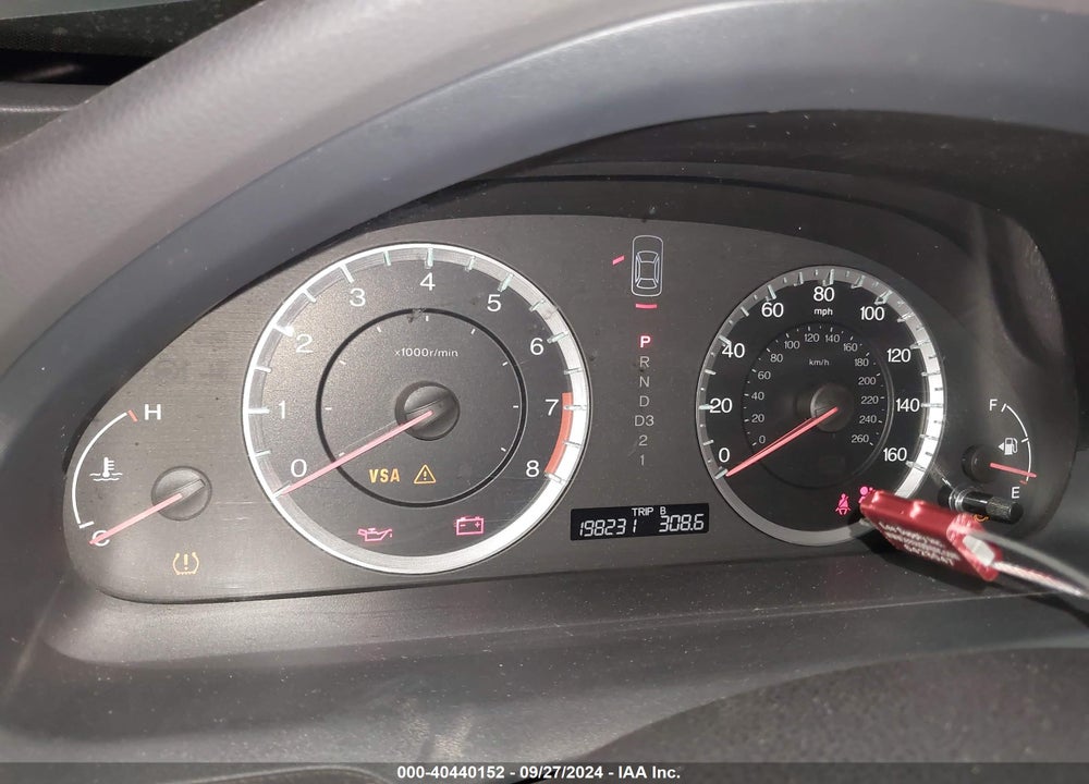 2010 HONDA ACCORD 2.4 LX-P VIN: 1HGCP2F48AA096195