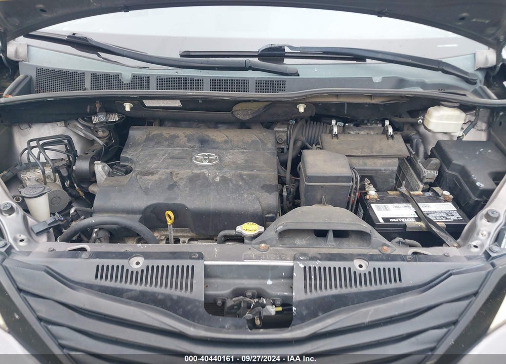 2011 TOYOTA SIENNA BASE V6 VIN: 5TDZK3DC3BS028883