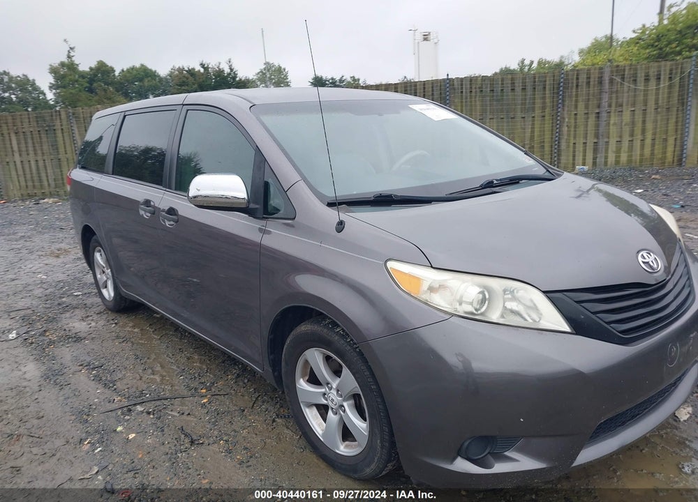 2011 TOYOTA SIENNA BASE V6 VIN: 5TDZK3DC3BS028883