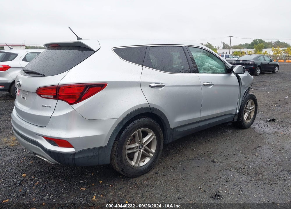 2018 HYUNDAI SANTA FE SPORT 2.4L VIN: 5XYZT3LB3JG560037