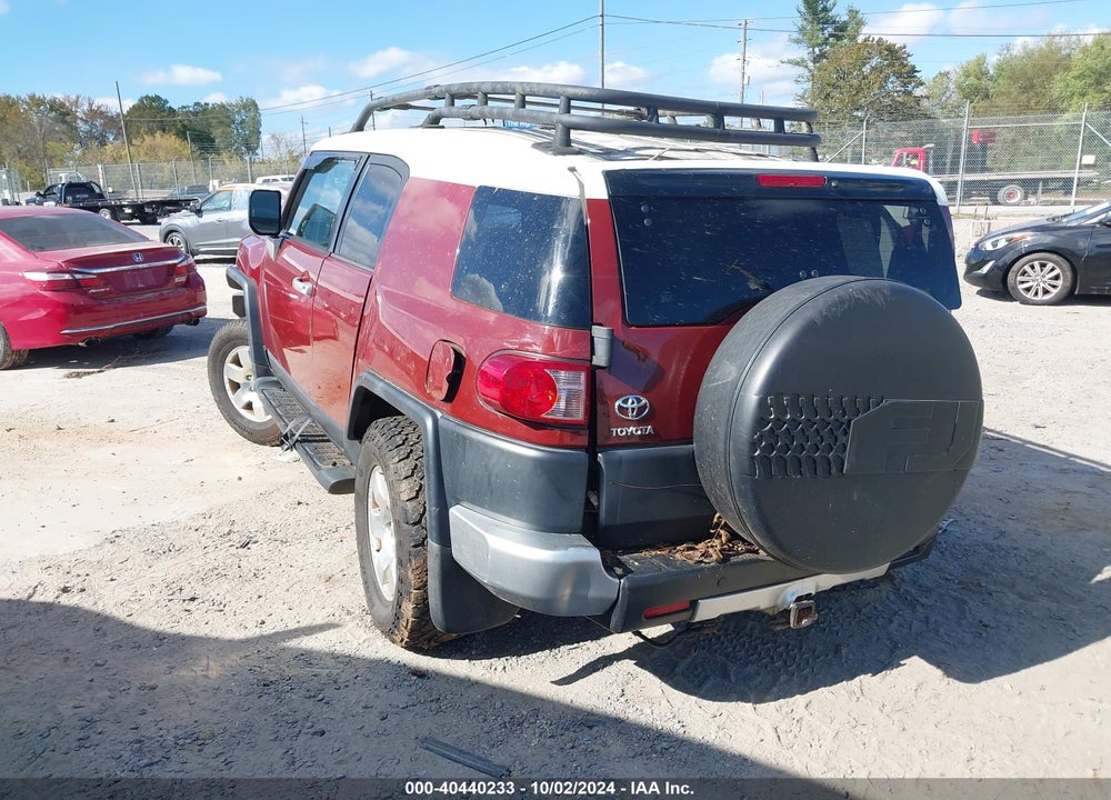 2008 TOYOTA FJ CRUISER VIN: JTEBU11F28K051713