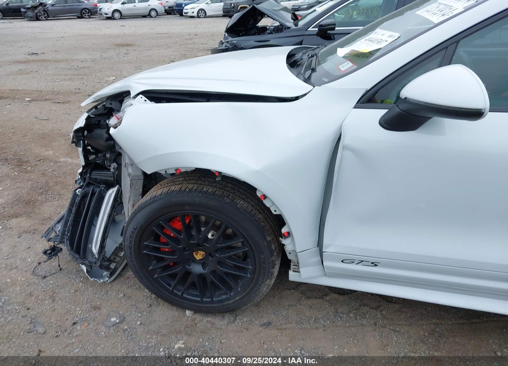 2017 PORSCHE CAYENNE GTS VIN: WP1AD2A23HLA84005