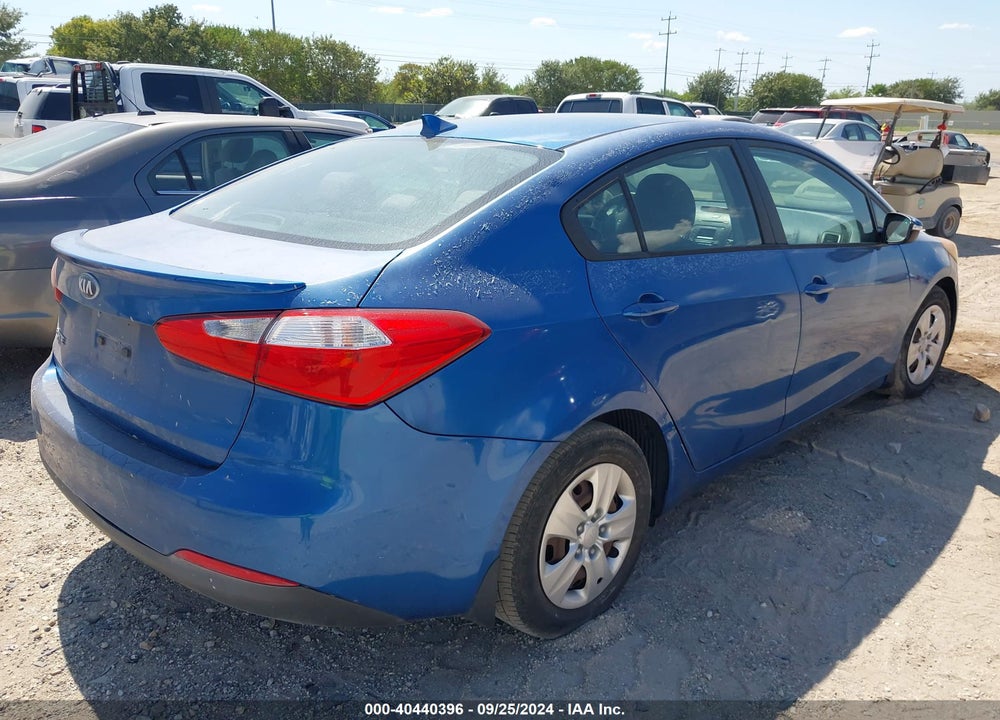 2015 KIA FORTE LX VIN: KNAFX4A66F5330623