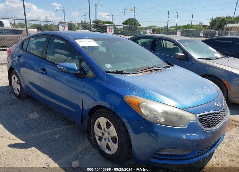 2015 KIA FORTE LX VIN: KNAFX4A66F5330623
