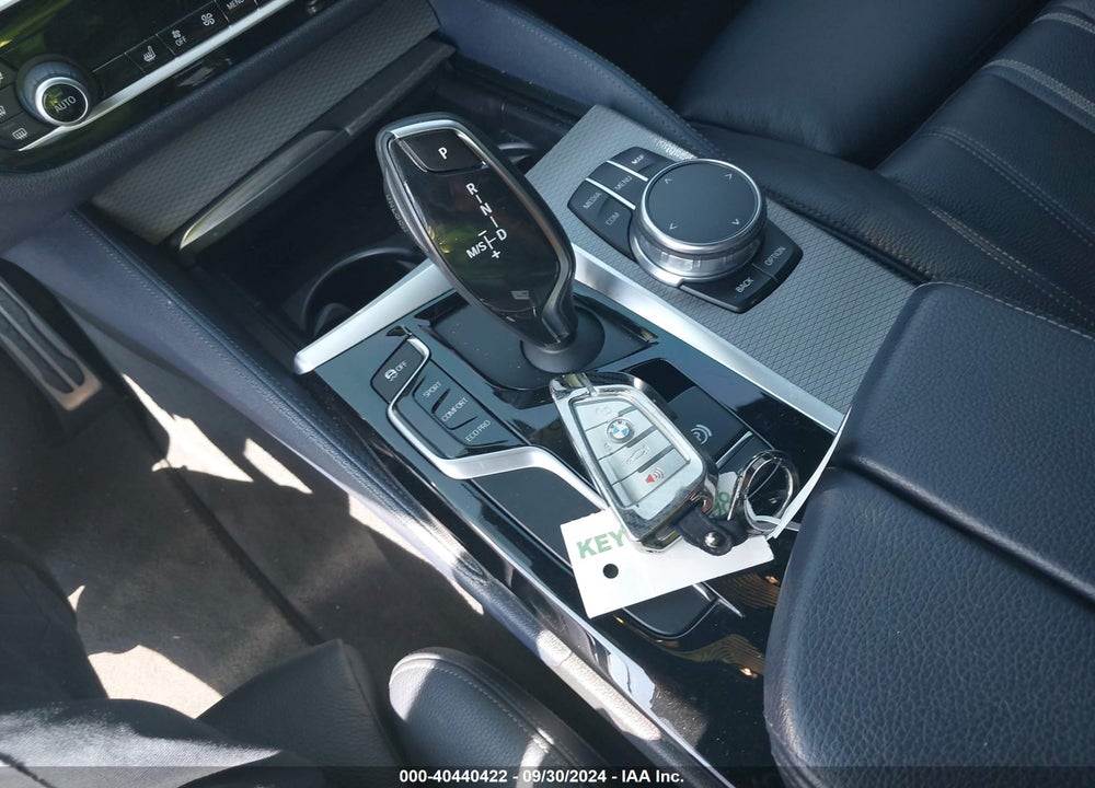 2018 BMW 540I VIN: WBAJE5C55JG917693
