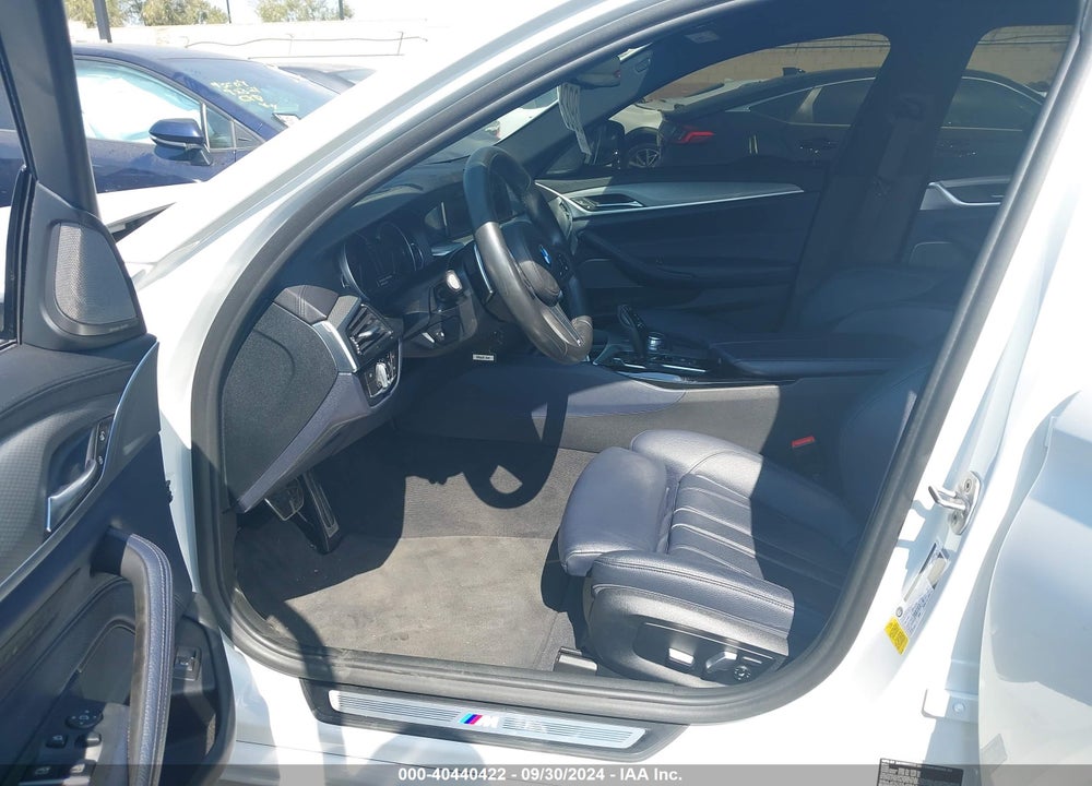 2018 BMW 540I VIN: WBAJE5C55JG917693