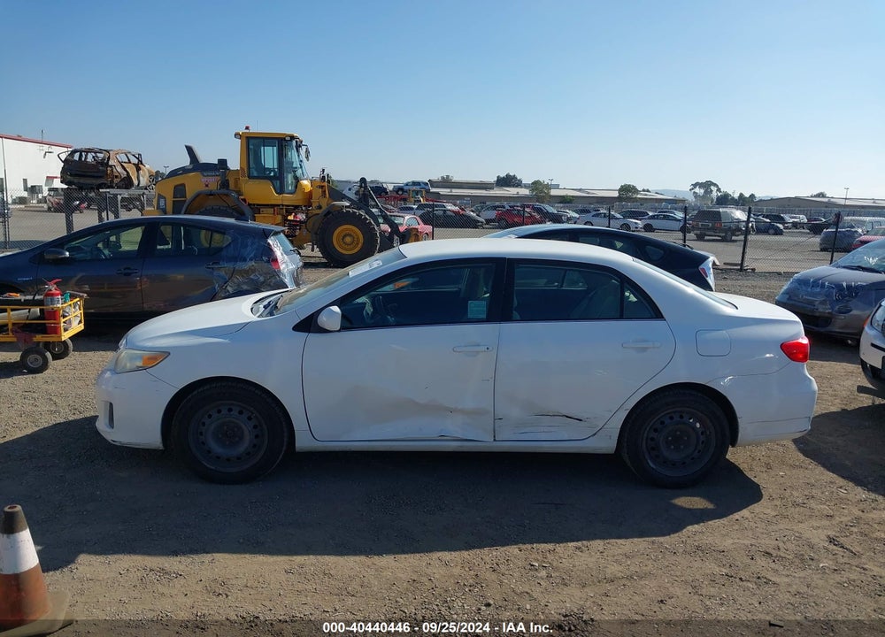 2013 TOYOTA COROLLA LE VIN: 2T1BU4EE1DC114092