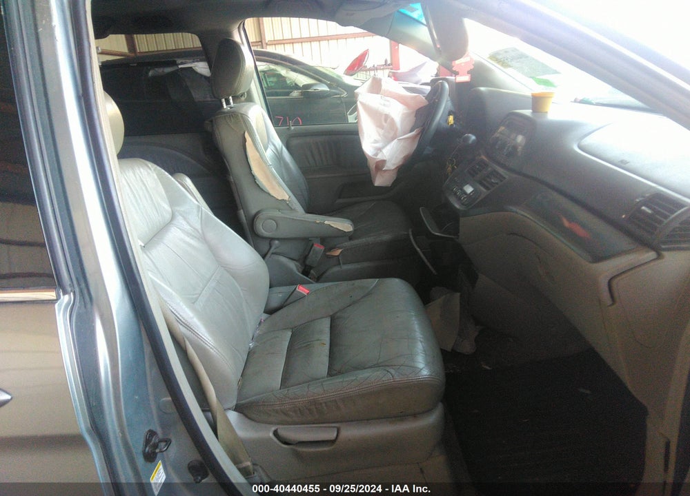 2005 HONDA ODYSSEY EX-L VIN: 5FNRL38775B063073